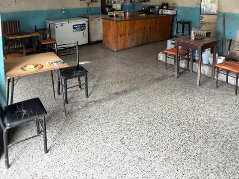 Local en Venta 50 años