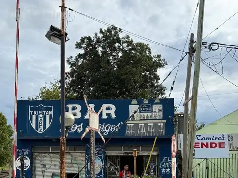 Local y Departamento En Venta - Tristan Suarez, Ezeiza