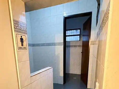Local en Venta en Ciudad De Tigre, USD 900.000