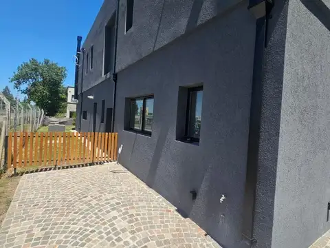 Casa en Venta en Pilar del Este - San Ramon, USD 240.000