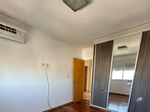 Departamento 4 ambientes con 3 baños