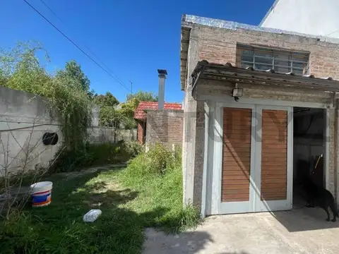 Oficina 4 ambientes con 2 baños