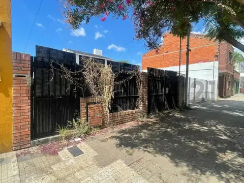 Casa en Venta a remodelar en La Loma 2 dormitorios