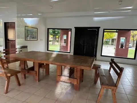 Departamento en Alquiler con 1 cocheras
