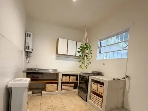 Casa en Alquiler con 1 cochera