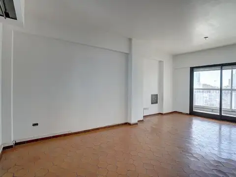 Venta Dúplex 3 ambientes en Microcentro