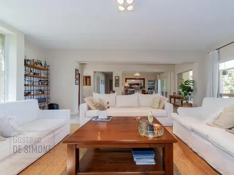 Casa 6 ambientes con 3 baños