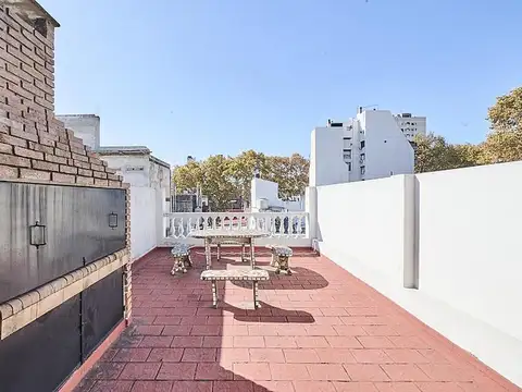 Depto Tipo Casa en Venta con 1 cocheras