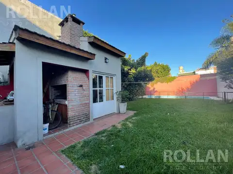 Casa Multifamiliar 9 amb En impecable estado- Villa Adelina