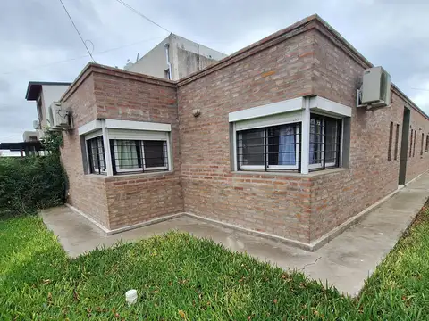 Casa en venta Funes