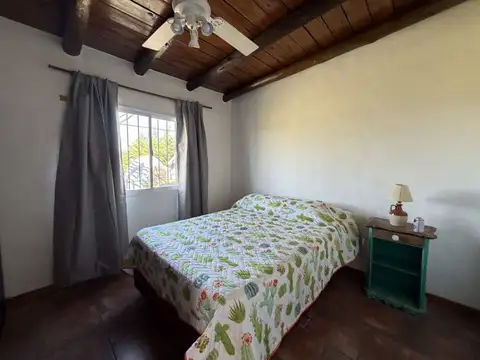 Casa 2 ambientes con 1 baño