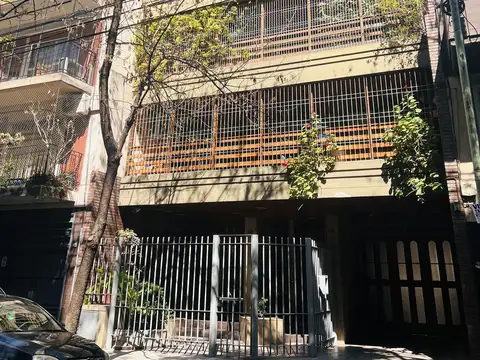 Vidal 2500, Piso 6