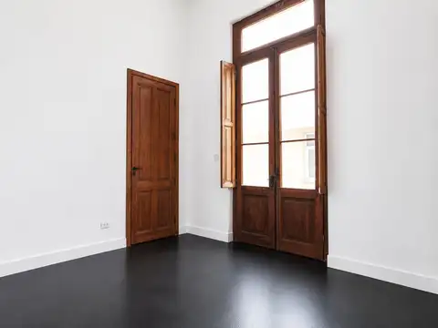 Depto Tipo Casa 4 ambientes con 2 baños