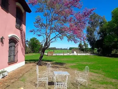 Exclusivas 28 hectáreas con importante casco estilo colonial, Salvador María