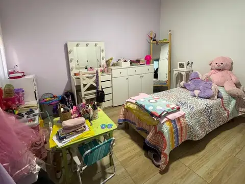 2 PH en VENTA  - Ideal Para 1 o 2 Familias  o Inversor en Remedios de Escalada