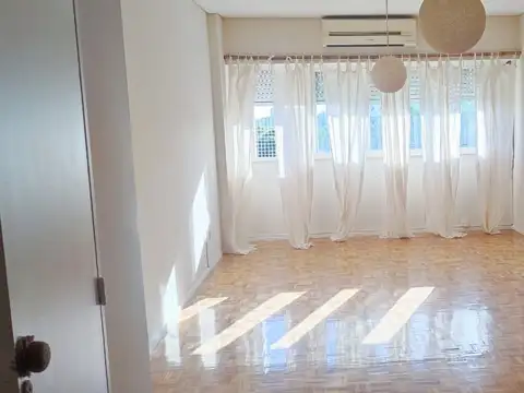 Departamento en Alquiler de 4 ambientes