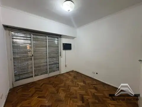 Departamento en Venta en Villa del Parque, USD 124.900