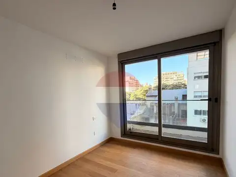 VENTA DEPTO PREMIUM 1 DORM PARQUE RODO CON BALCON