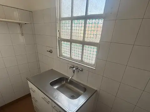 Departamento en Alquiler en Monserrat, $ 800.000