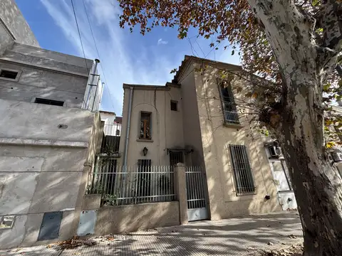 Venta Casa 4 ambientes