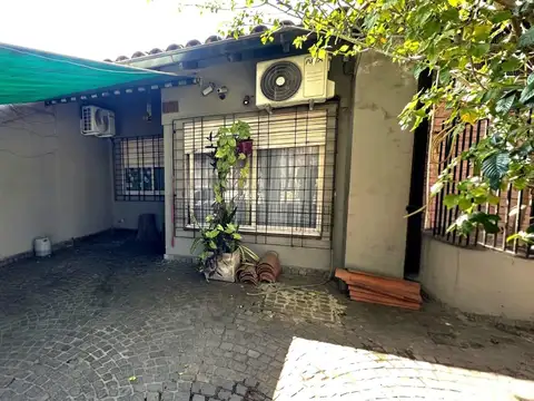 Depto Tipo Casa en Venta en Martínez, USD 137.000