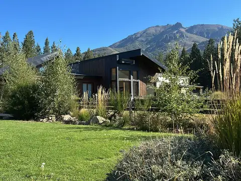 Casa en Alquiler de 3 dormitorios