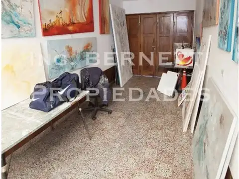 Casa 4 ambientes + Garaje + Terraza + Patio - Excelente Ubicación !