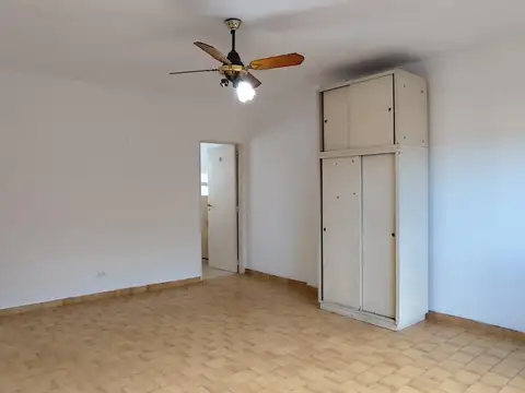 Departamento en Alquiler en Caseros, $ 400.000