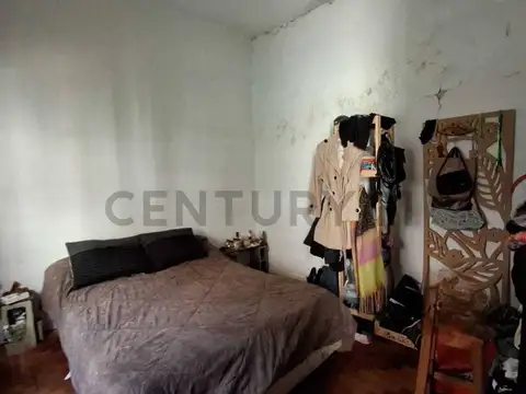 VENTA CASA CON TERRAZA Y DEPARTAMENTO CON GARAGE