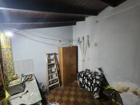 Pasaje Dreyfus 5900, Piso pb