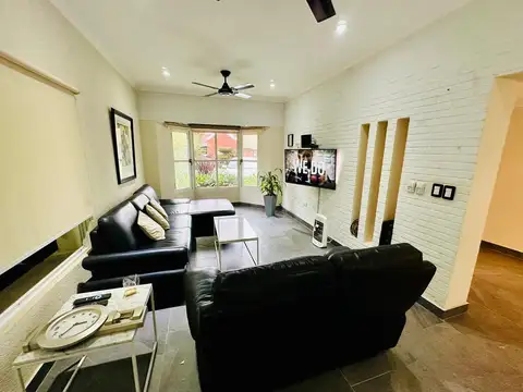 Casa en Alquiler de 4 dormitorios