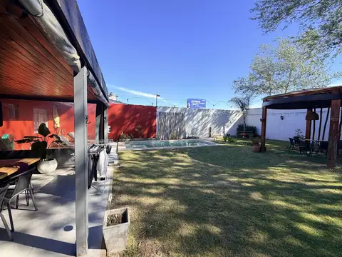 Casa en Venta en Los Robles, USD 121.000