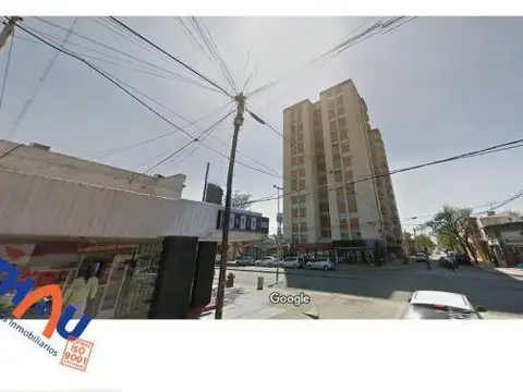 Departamento de 3 dormitorios, living comedor con salida al balcón orientado al norte, cocina con la