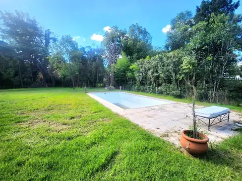 Casa 7 ambientes con 3 baños