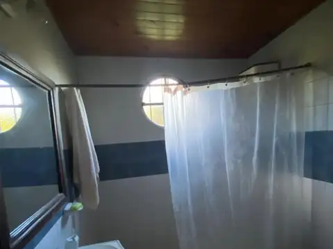 CASA EN BARRIO SAN JACINTO