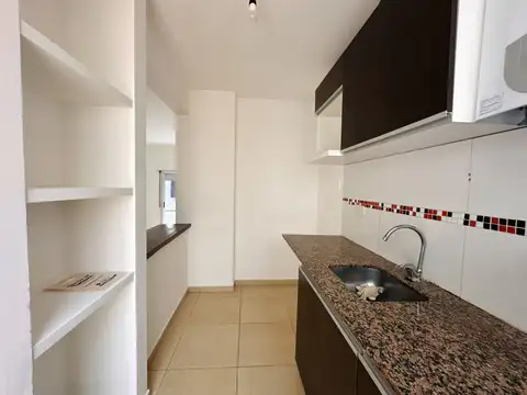 alquiler PH 2 AMBIENTES PB CON PATIO floresta