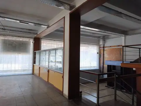 Local Garin-Centro Deposito  Departamento  3 ambientes Departamento 5 ambientes-Escobar-Inversion