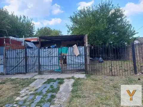 PH en Venta - 7 Dormitorios 3 Baños - 325mts - Escobar