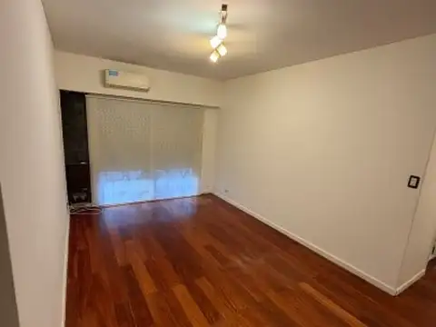 Gobernador Vernet 500 , Piso 2