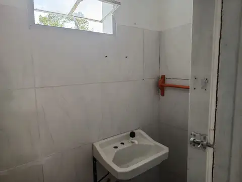Apartamento de 1 dormiorio con ingreso por pasillo