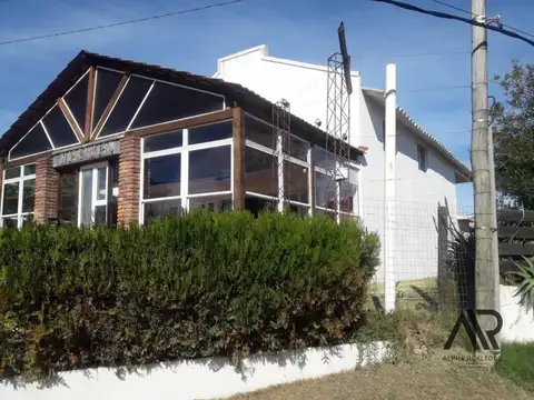 Av. del Navío, frente al tanque de OSE sin número 100