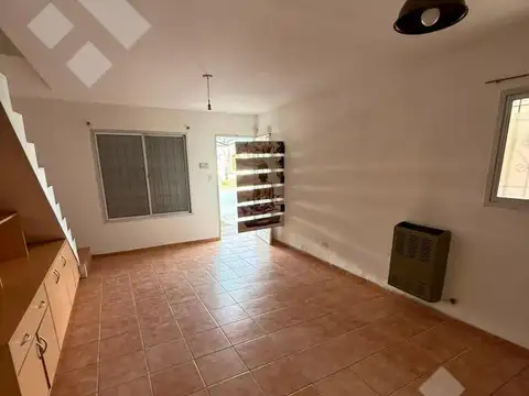 Depto Tipo Casa en Venta de 2 dormitorios