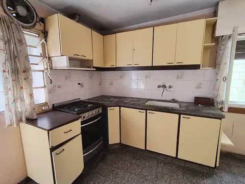 Depto Tipo Casa en Venta de 4 ambientes