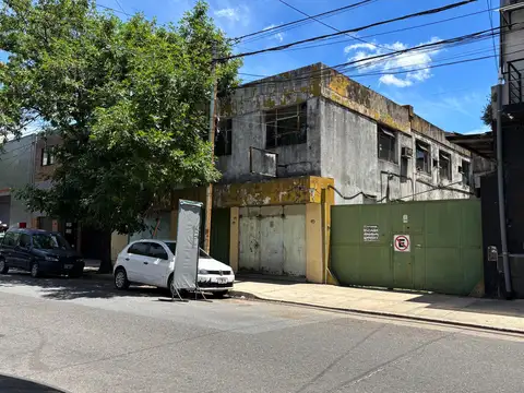 Venta. - Lote doble frente 17.32x53.81 m. - 3878 m² Vendibles + cocheras. - USAA. - Villa Crespo.-