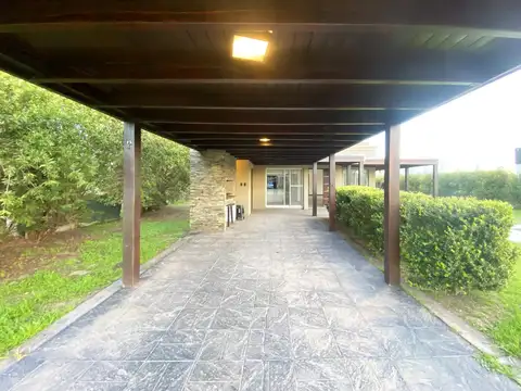 Casa en Venta en Puerto Roldan, USD 245.000