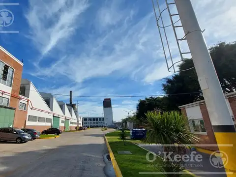 Galpon en Alquiler en Bernal Oeste, USD 5.640