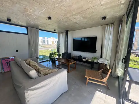 Casa en Venta al Este