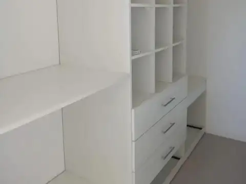 Casa en Alquiler con 1 cochera