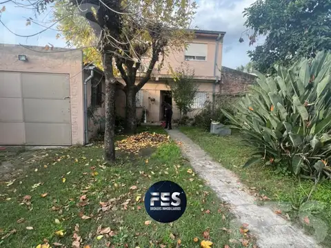 Casa a la Venta 2 viviendas. Oportunidad M. Grande