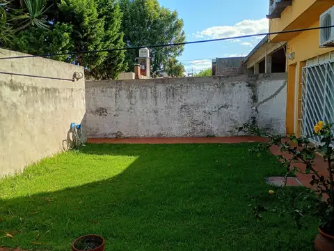 VILLA BALLESTER: PH 3 AMB CON JARDIN. CONSULTE 